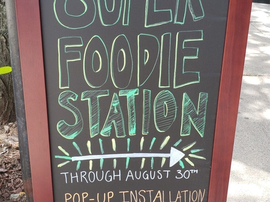 Superfoodie Station: Pop-up Art Installation in Newton Highlands, Free til Aug. 30
