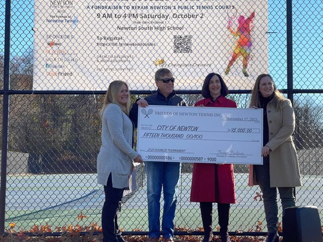 FoNT Donates Funds to Maintain Our Tennis Courts