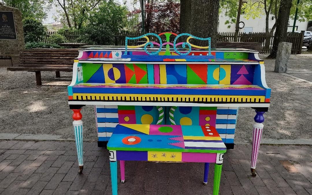 The Artful Pianos hit the streets